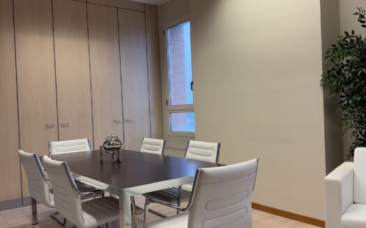 Mancasale-Tribunale-Santa Croce, vendesi ufficio in Via Danubio