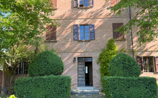 Quattro Castella, Casa indipendente in vendita in Via Filippo Turati, 39