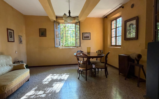Quattro Castella, Casa indipendente in vendita in Via Filippo Turati, 39